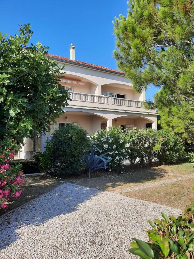 Apartmani Sruk Sukošan Exteriér fotografie
